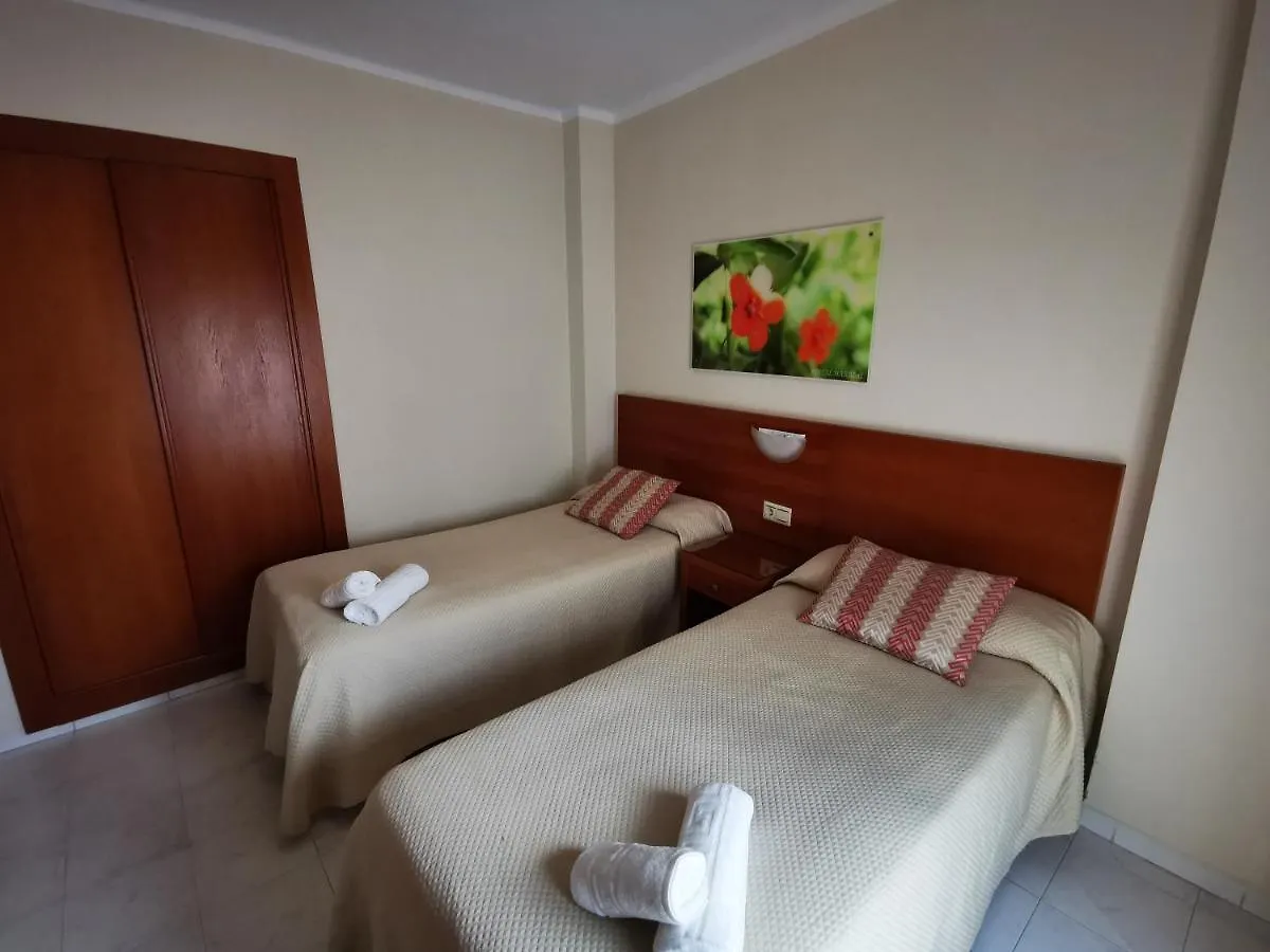فندق مبيت وإفطار نيرخا Hostal Marazul إسبانيا